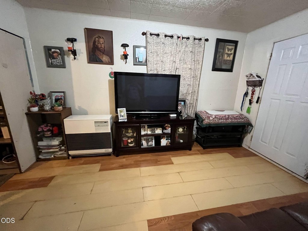 Picture 18