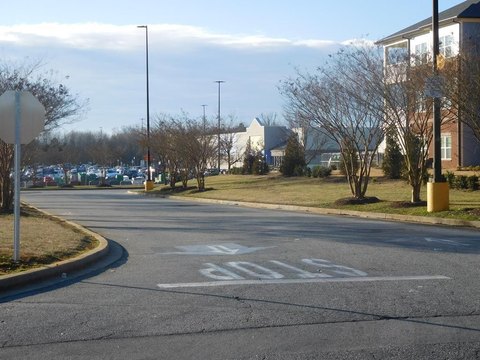 Commercial Land Near Retail Hub