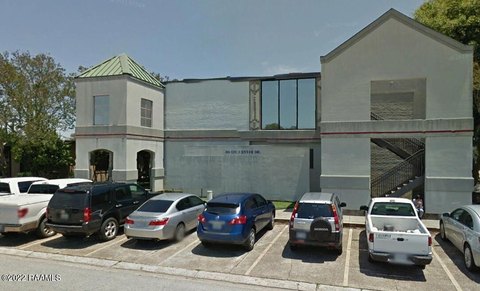 Office Suites in Oil Center