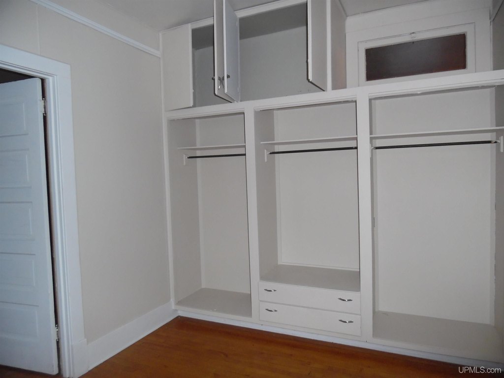 Picture 30