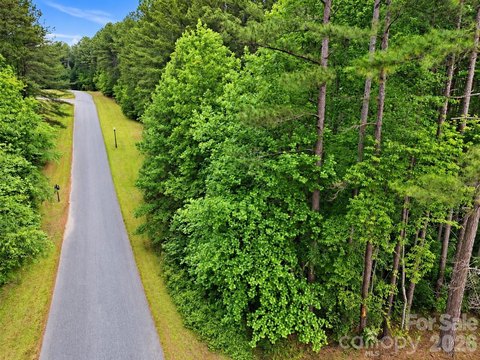 Lake Hickory Homesite Opportunity