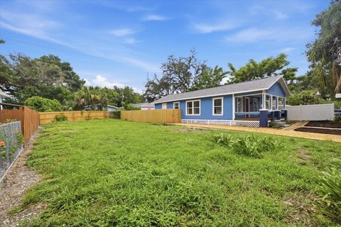 Land, TAMPA, FL