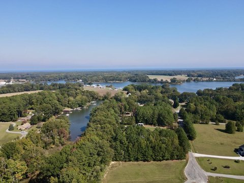 Land, REEDVILLE, VA
