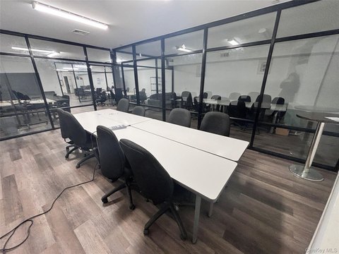 Prime Flushing Office Investment Opportunity