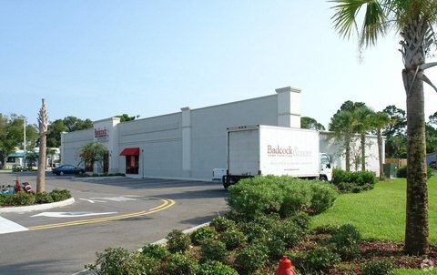 Retail Showroom Building