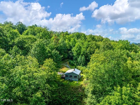 Land, Hampton, TN
