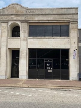 Prime Downtown Retail/Office Space