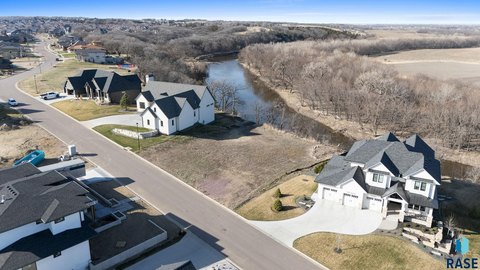 Land, Sioux Falls, SD