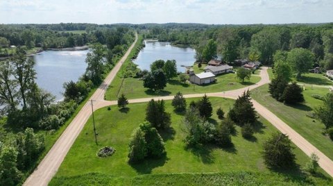 Corner Lot in Irish Hills