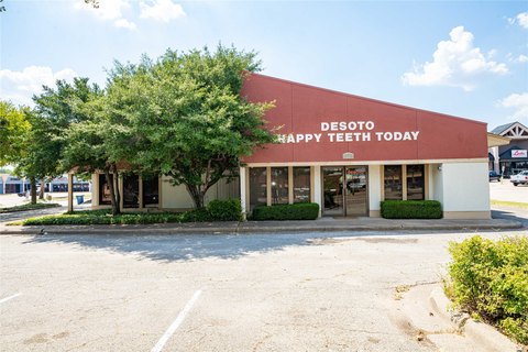 Medical Office and Service Building