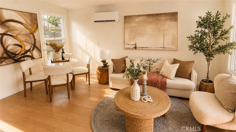 Updated Duplex in Los Angeles