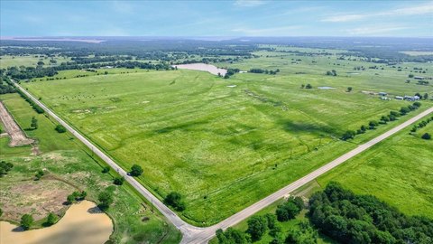 123+ Acre Estate with Lake