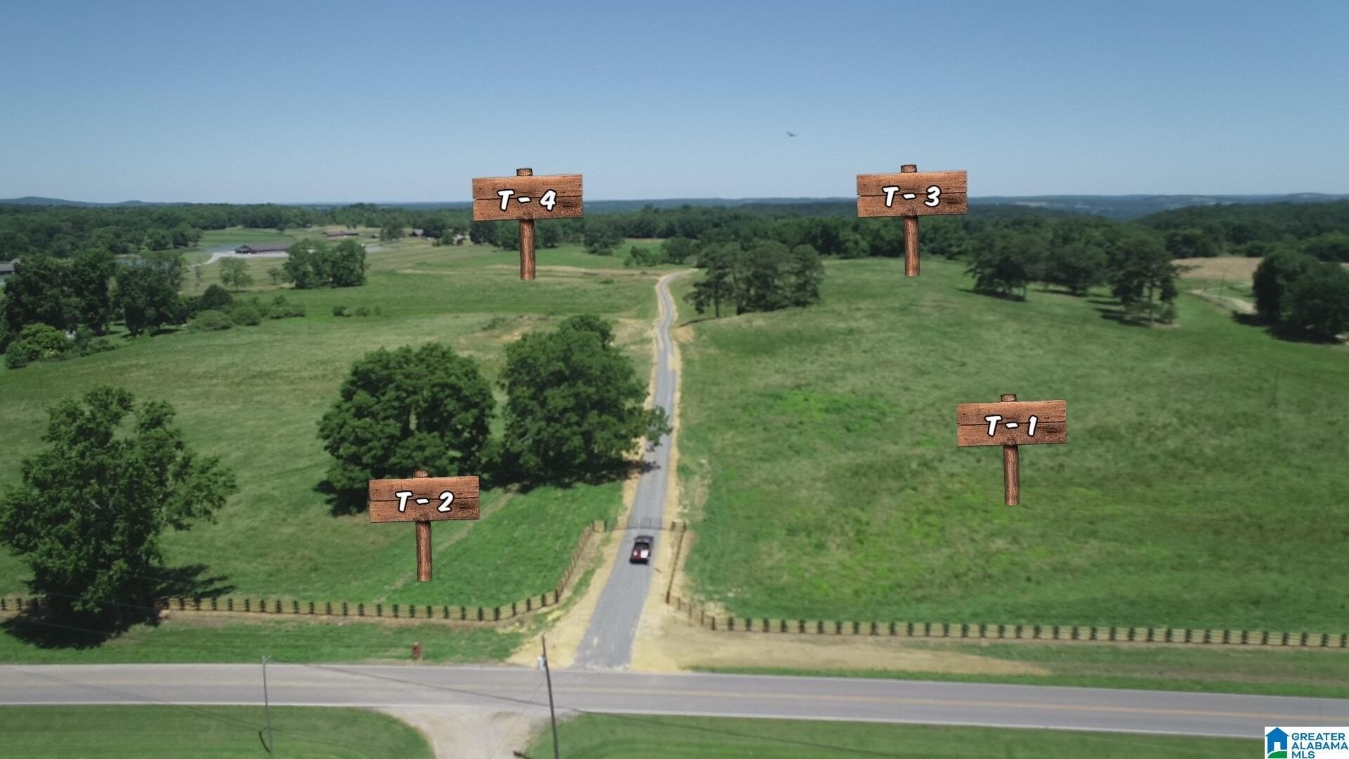 Blountsville Acreage with Estate Amenities