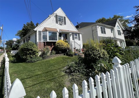 Cape Cod Duplex With Parking