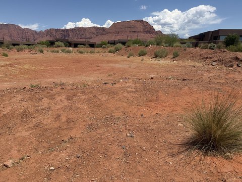 LAND - Ivins, UT