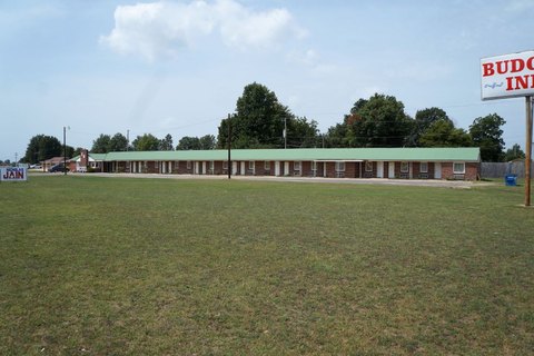 Motels Property with Highway Frontage