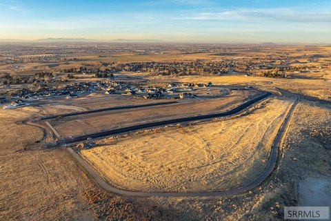 Residential Land in Hawks Landing