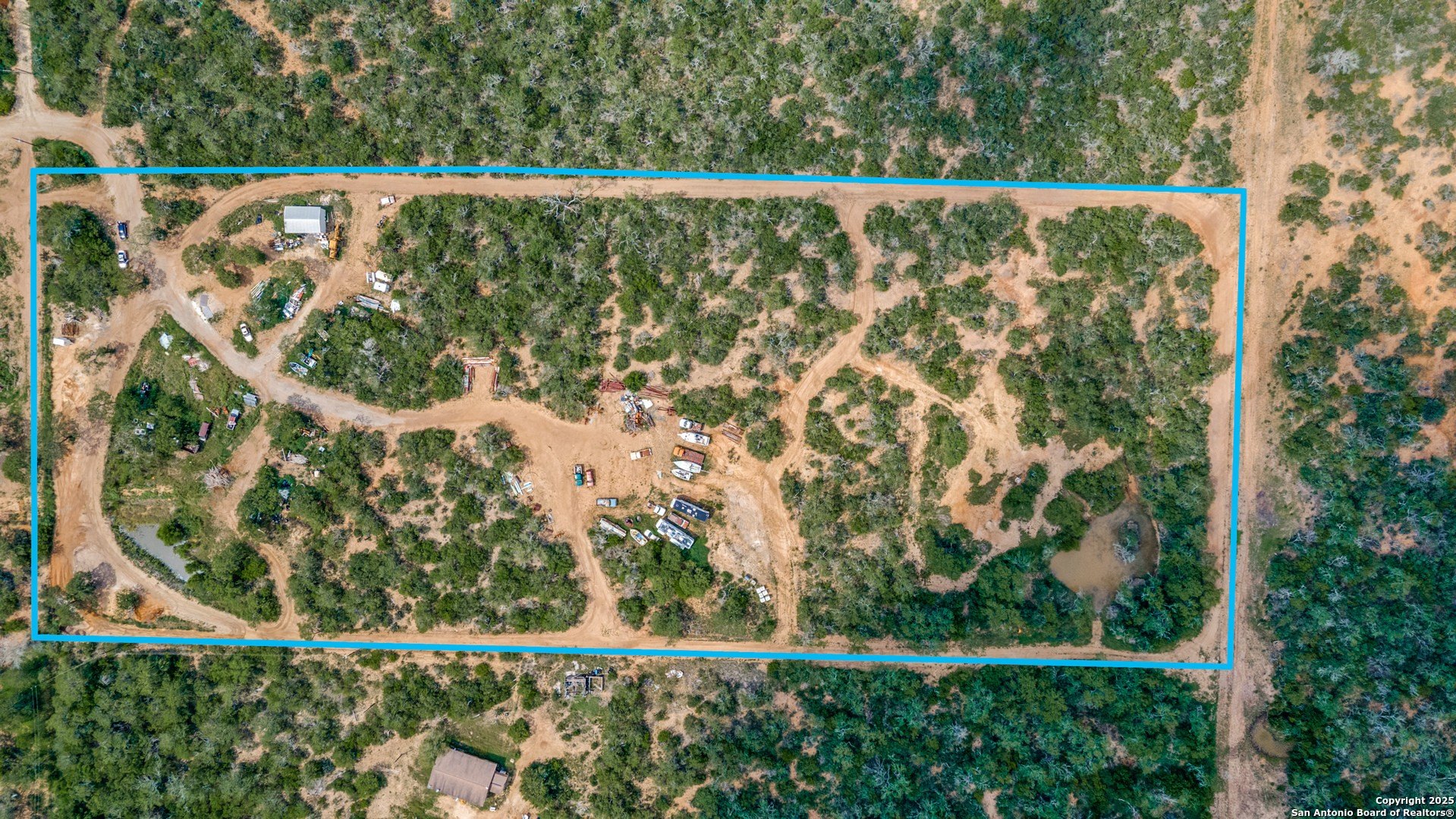 Floresville Land with Workshop