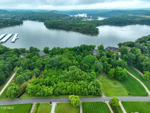 Lakefront Lot in Lake Harbor