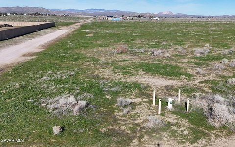 Lancaster, CA 2.5 Acre Lot