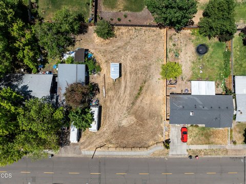LAND - Medford, OR