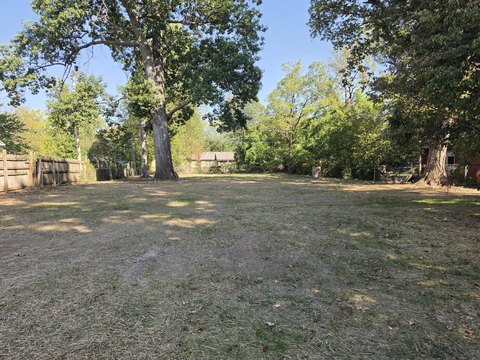 Land, Springfield, MO