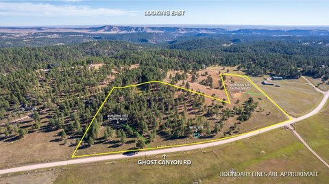 Hermosa Acreage with No Covenants