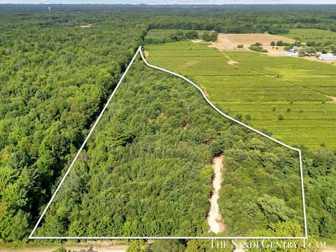 LAND - Fruitport, MI