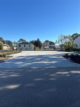 New Warehouse in Thriving District