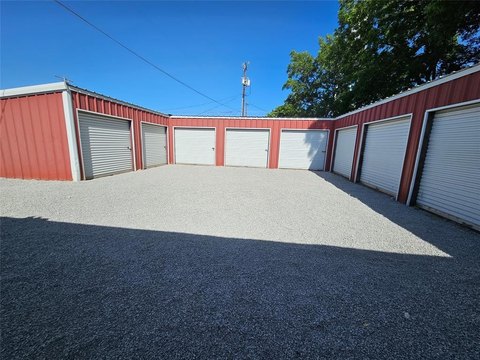 Savoy, TX Storage Facility