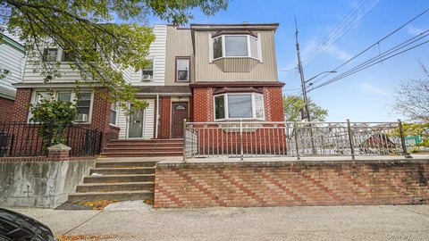 Renovated Two-Family House in Hollis