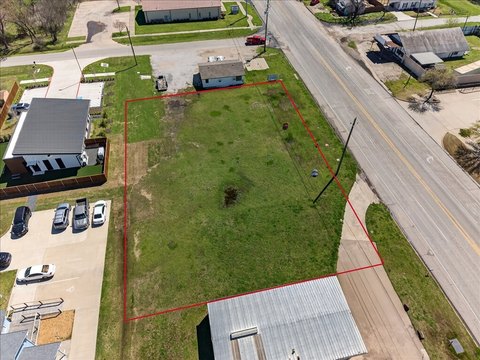 High-Visibility Downtown Commercial Land