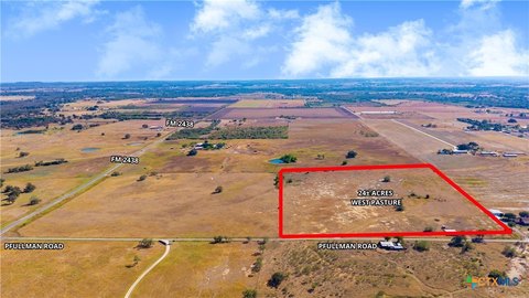 Manageable Seguin Ranch Land