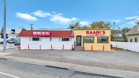 Updated Commercial Building in Hicksville