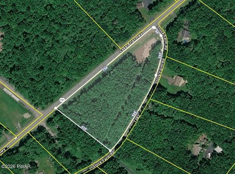 Land, Lake Ariel, PA