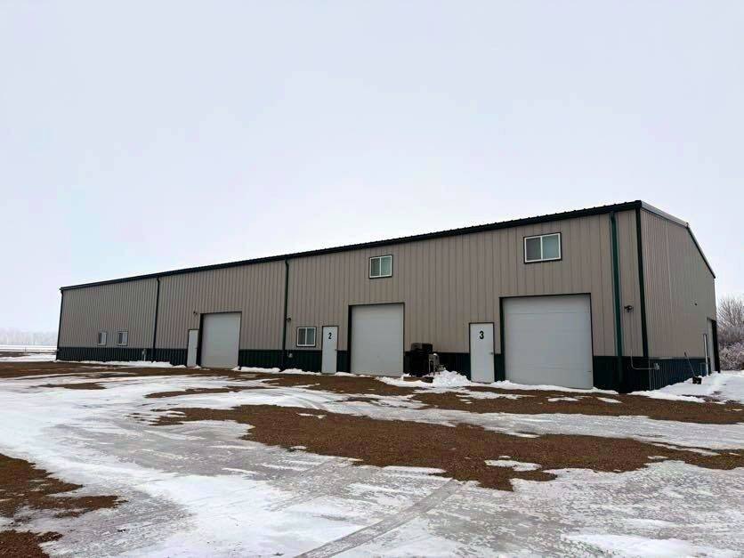 Versatile Commercial Building on 19 Acres