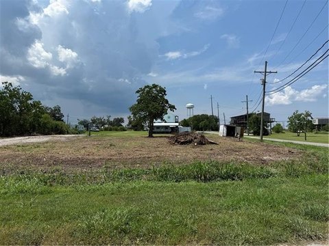 St. Bernard Vacant Corner Lot