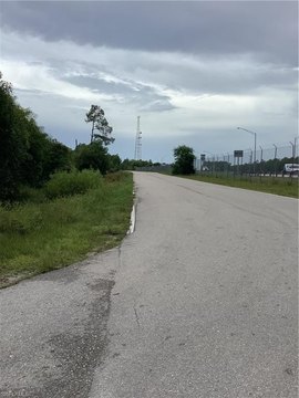 Land, NAPLES, FL
