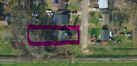 LAND - Greenwood, MS