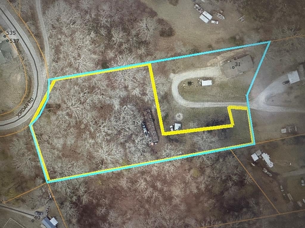 Unrestricted Lot Near Downtown