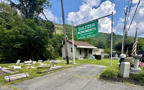 Established Business in High-Traffic Location