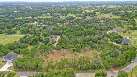 Residential Land in Bandera, TX