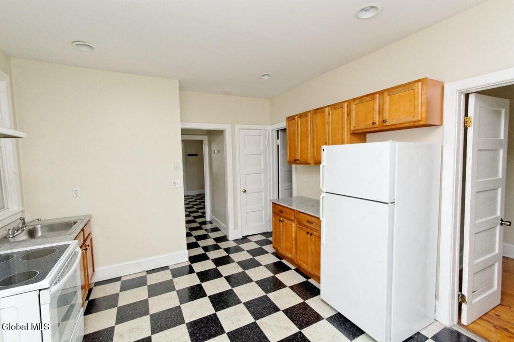Picture 9