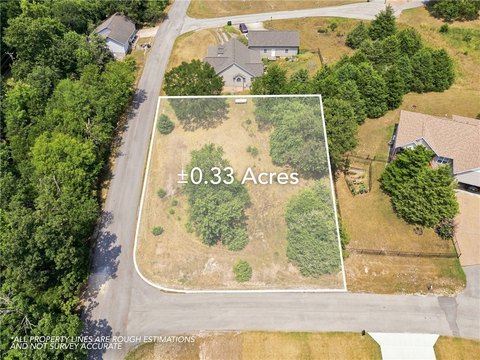 LAND - Holiday Island, AR