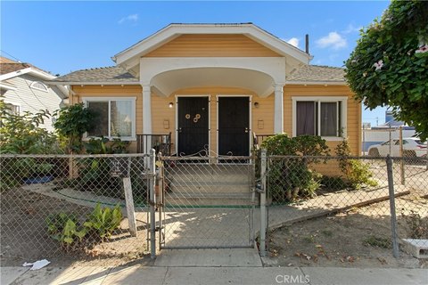 Duplex with Alley Access