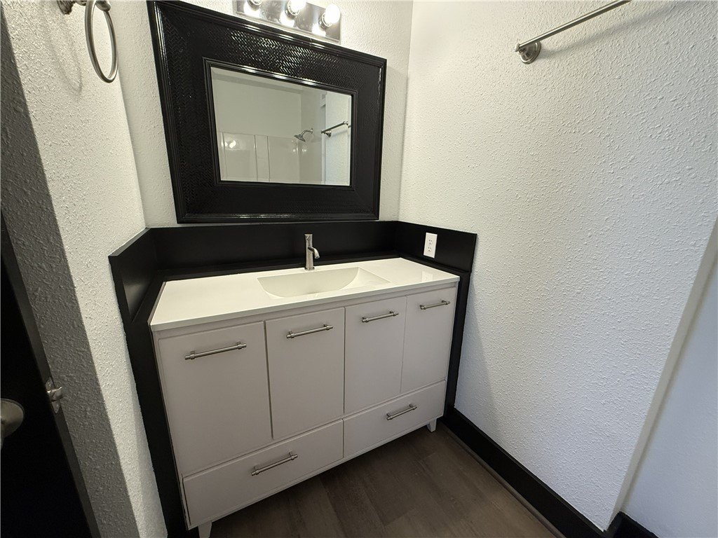 Picture 30