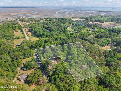 LAND - St. Helena Island, SC