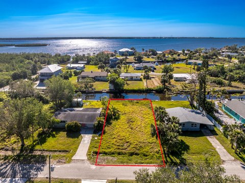 Canal-Front Lot in Port Charlotte