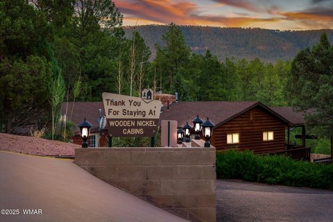 Turnkey Cabin Hotel in Payson