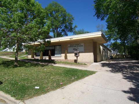 Multi-Room Specialty School Building